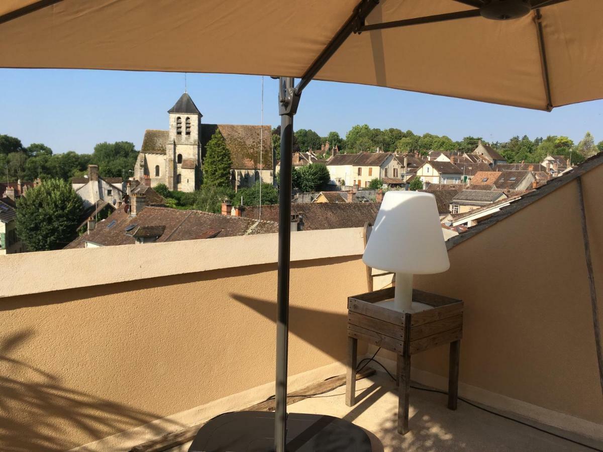 Hotel Le Clos Du Point De Vue Montigny-sur-Loing Exterior foto